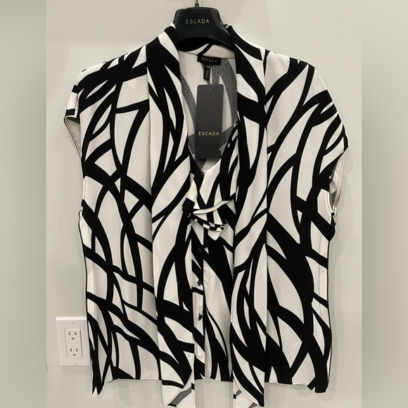 Escada Geometric Blouse NWT - Picture 2 of 9